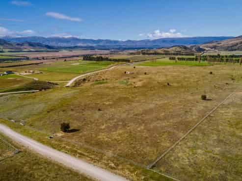 11 Totara Place, Queensberry