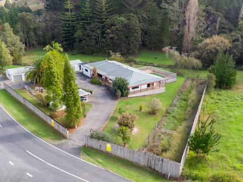 22 Waiotehue Road, Takahue