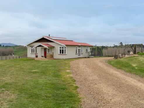 1886 Whangamata Road, Lake Taupo (West)