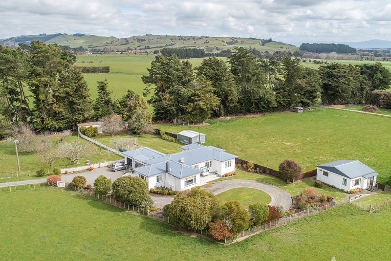 For sale 1390 Te Whiti Road, Carterton realestate.co.nz