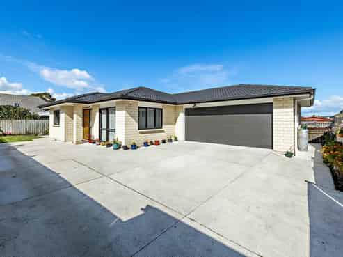 6 Plunket Avenue, Papatoetoe