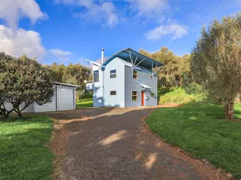3699 Highway 22, Whangape