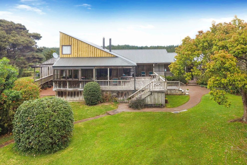 For sale 449 Blackbridge Road, Dairy Flat realestate.co.nz