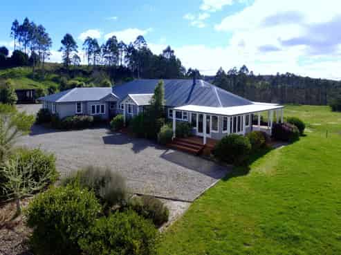 175 Otake Road, Lake Taupo (West)