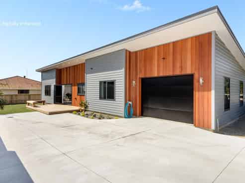 17 Margaret Road, Bellevue