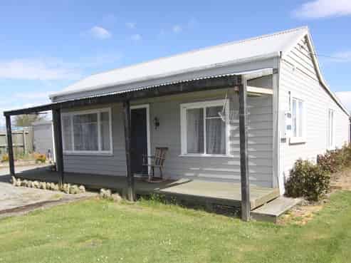 66 Waimate Highway, Saint Andrews