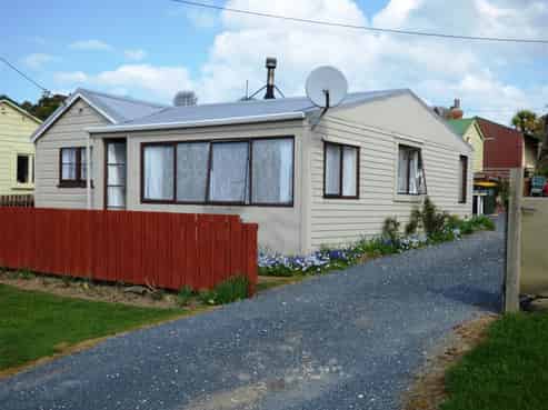 5 Rimu Street, Kaka Point