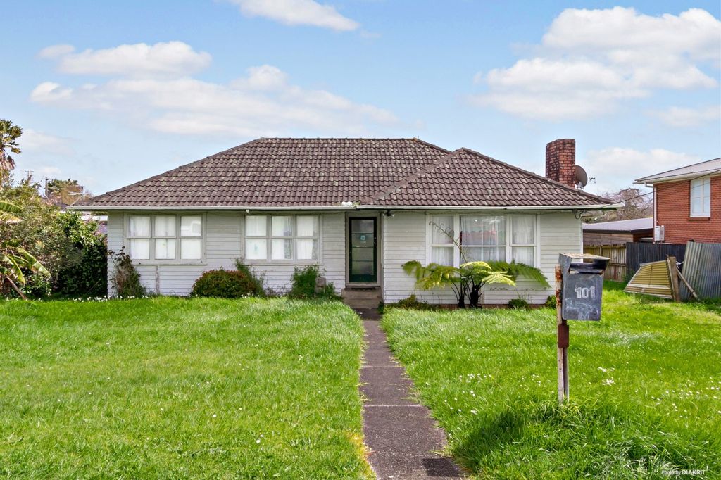 Property value 101 Beach Road, Te Atatu Peninsula realestate.co.nz