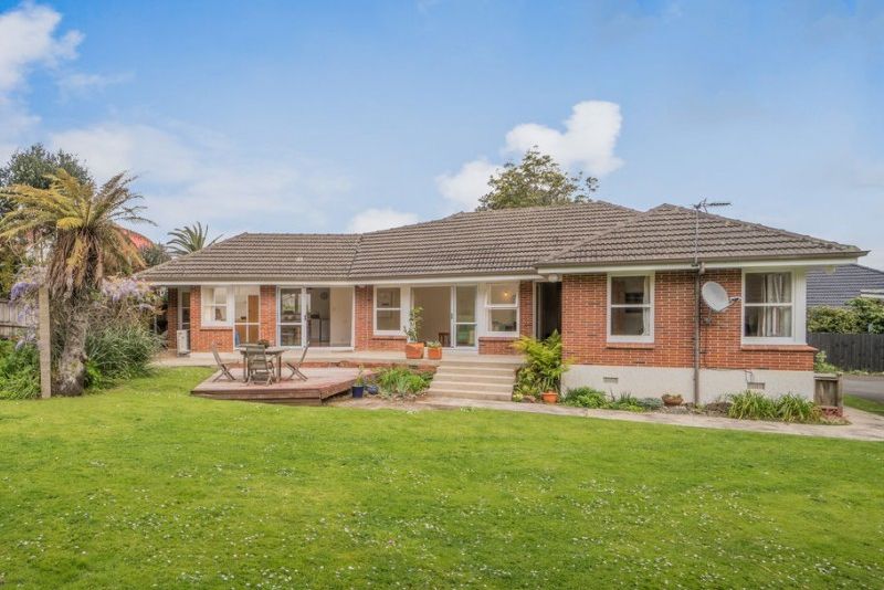 For sale A/902 Mt Eden Road, Three Kings realestate.co.nz
