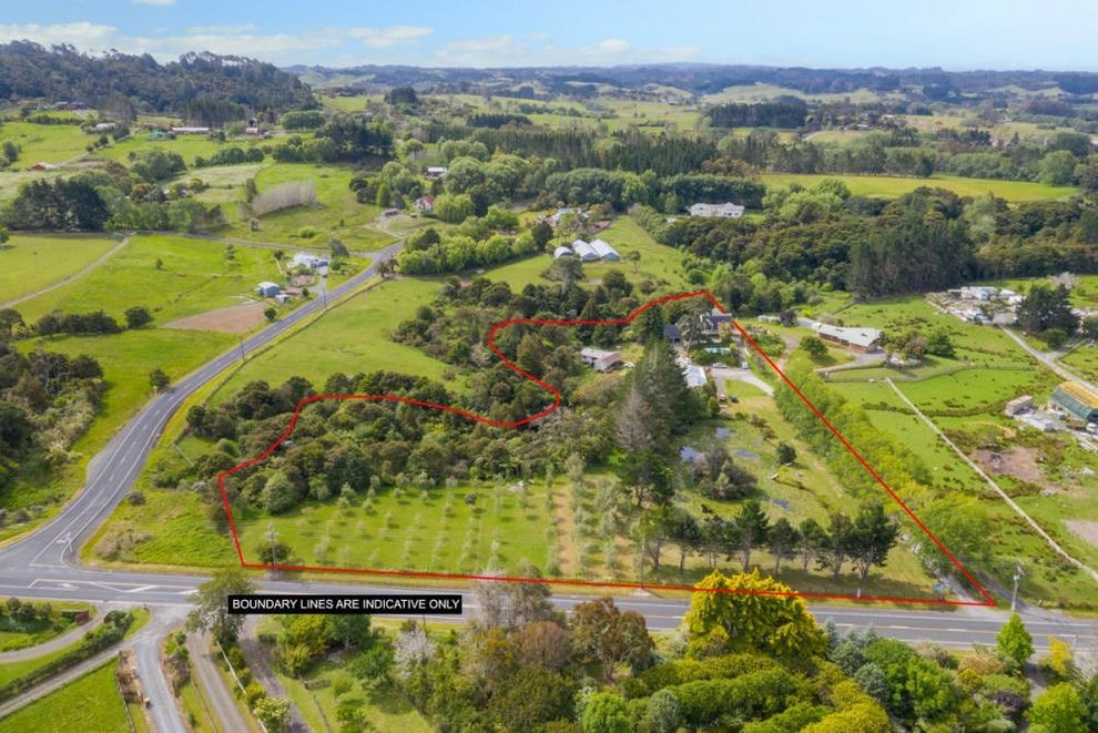 For sale 212 Pine Valley Road, Dairy Flat - realestate.co.nz