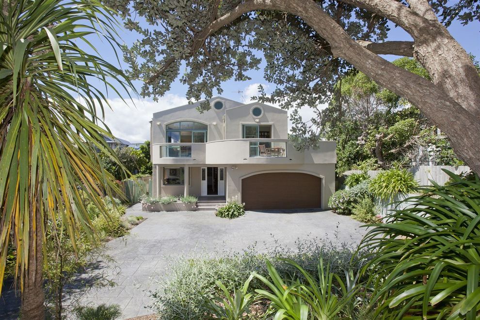 For sale 40 Aperahama Street, Paekakariki realestate.co.nz