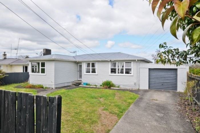 For rent 40 Sheridan Street, Silverdale realestate.co.nz
