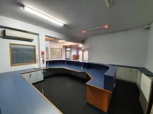 Mount office - CBD fringe