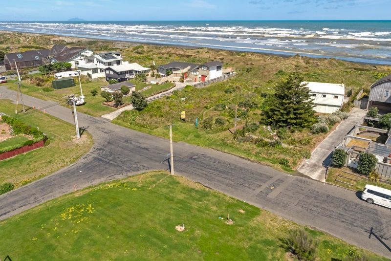 For sale 29 Marine Parade, Foxton Beach realestate.co.nz