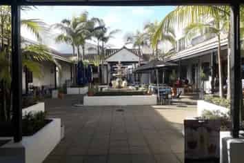 Boutique Retail Investment