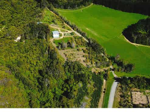 102 Mcadam Road, Waipu