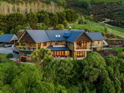 134 Glen Road, Glenduan