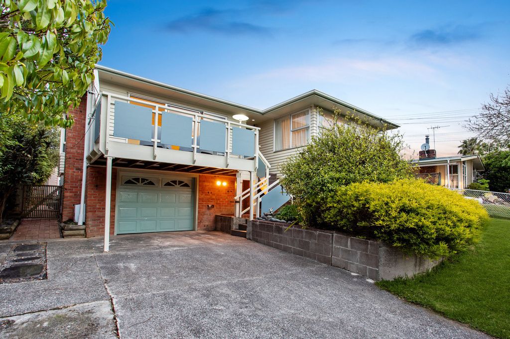 Property value 77 Kay Drive, Blockhouse Bay realestate.co.nz