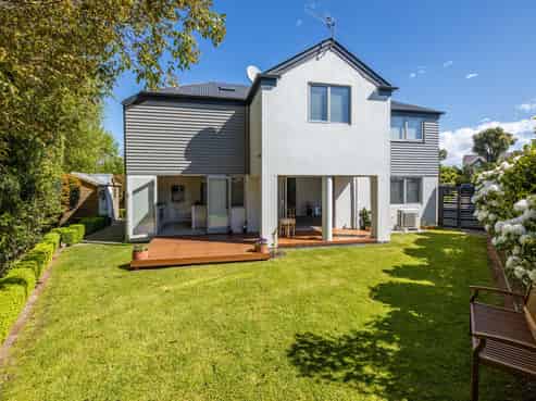 16B Kotare Street, Fendalton