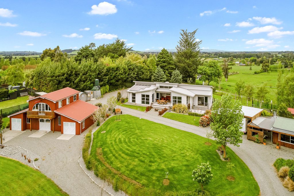 For Sale Home Cottage Barn And Views Realestate Co Nz