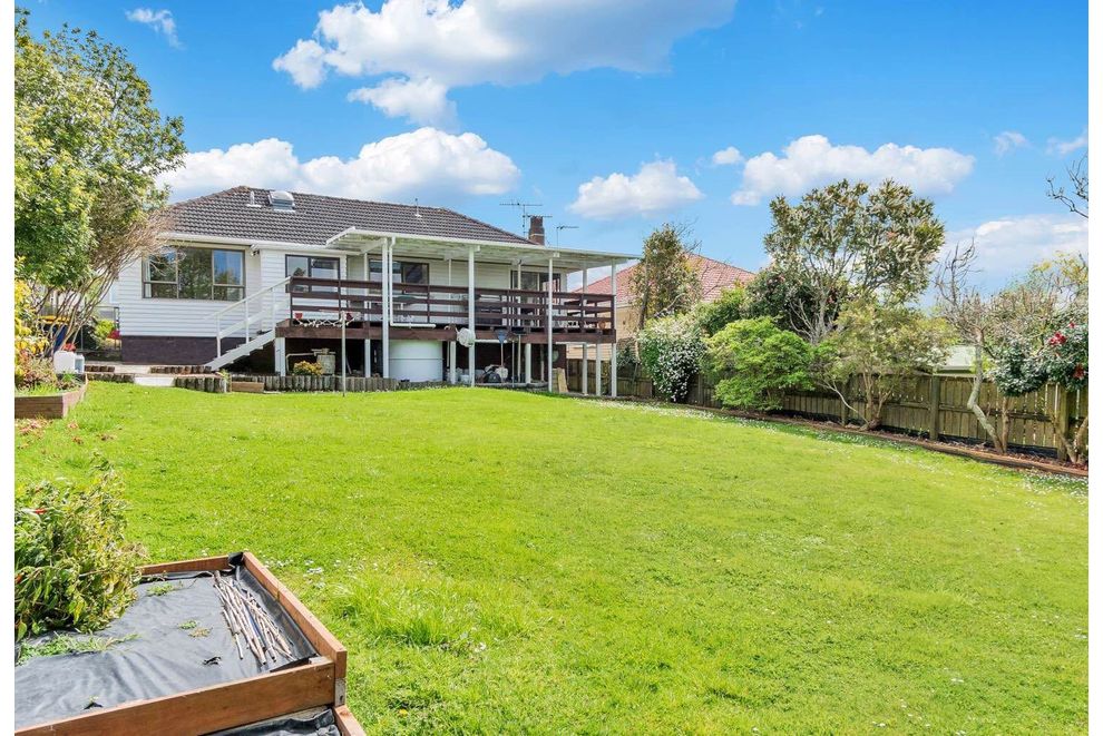 1 Aorangi Place, Birkenhead, North Shore City, Auckland For Rent