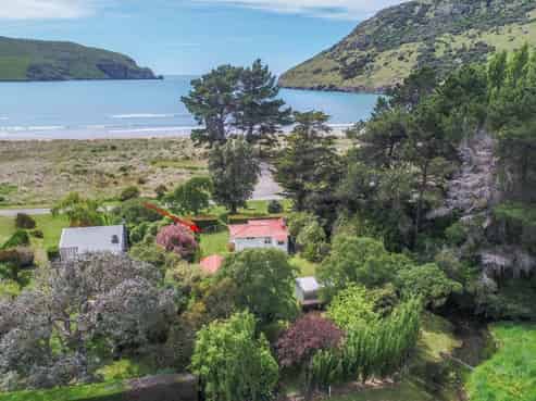 960 Le Bons Bay Road, Le Bons Bay