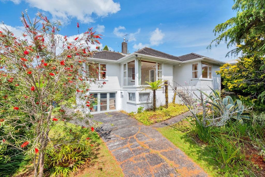 Property value 44 Selwyn Crescent, Forrest Hill realestate.co.nz