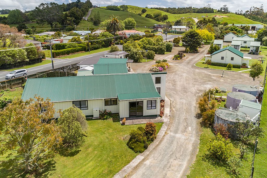 Property value 17 Pahi Road, Paparoa realestate.co.nz