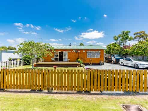 6 Shoemaker Road, Waipu