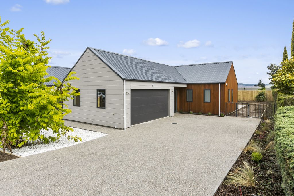 Property value 217D Gladstone Road North, Mosgiel realestate.co.nz