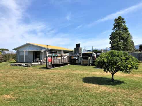 5 Bay View Terrace, Patons Rock