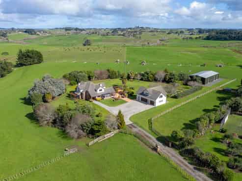 39 Amberfields Way, Runciman