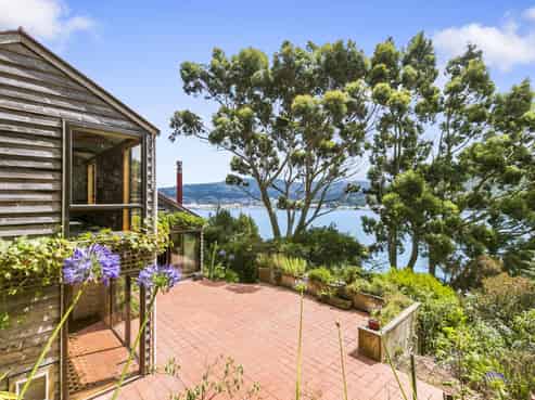 18 Ivanhoe Road, The Cove