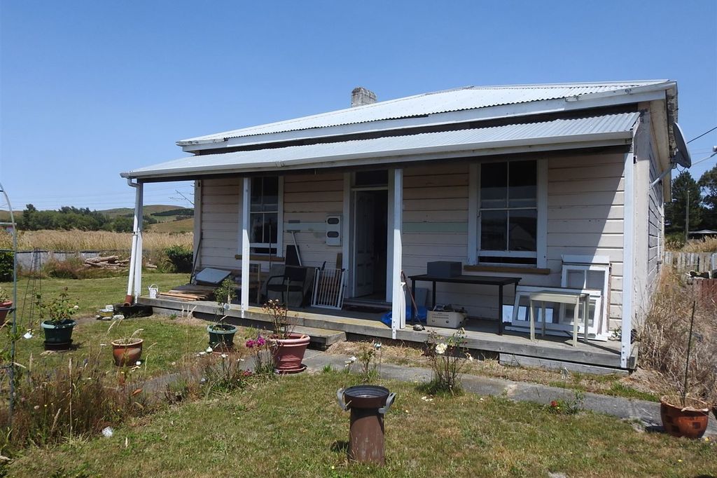 Property value 14 Rangipo Street, Waiouru realestate.co.nz
