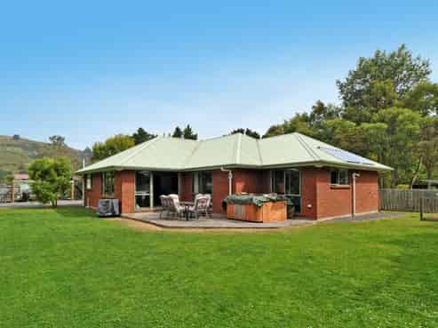 63 Harwood Street, Harwood