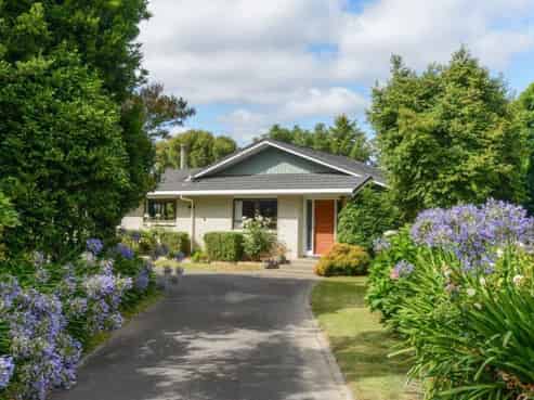 8 Grasmere Avenue, Karamu