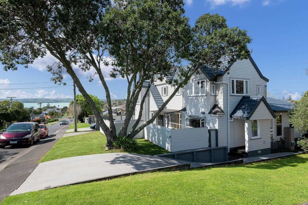 19 Beach Rd, Howick, Manukau City, Auckland For Rent realestate.co.nz