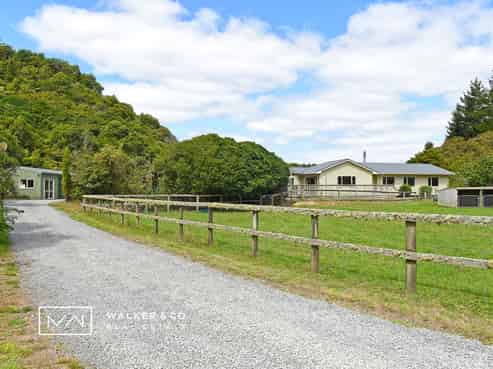 120 Moonshine Hill Road, Moonshine Valley