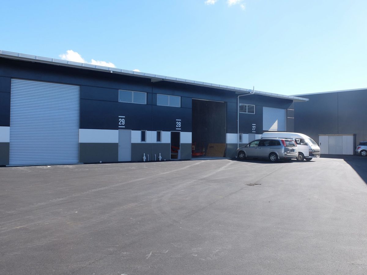Tradesmen Units No Lease Required: 26sqm - 190sqm! - Mehr