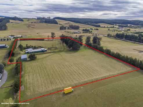 327 Catherwoods Road, Cust