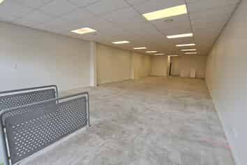 168m2* of Retail in Linwood