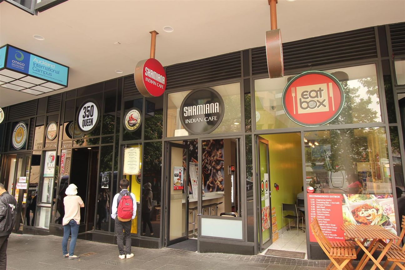 CBRE - Queen Street Food & Beverage Opportunity - Bild 2