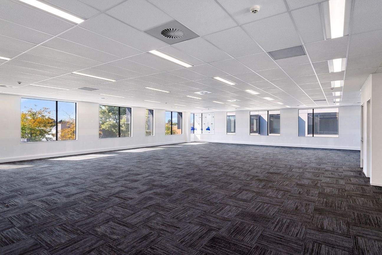 First floor west facing office - Vista 3