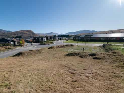 2 Jones Avenue, Lower Shotover