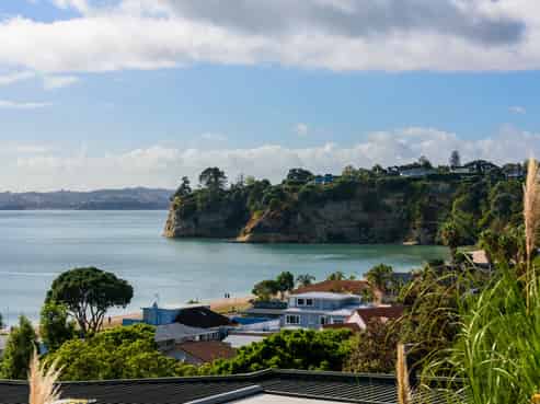 13 Rogers Avenue, Eastern Beach