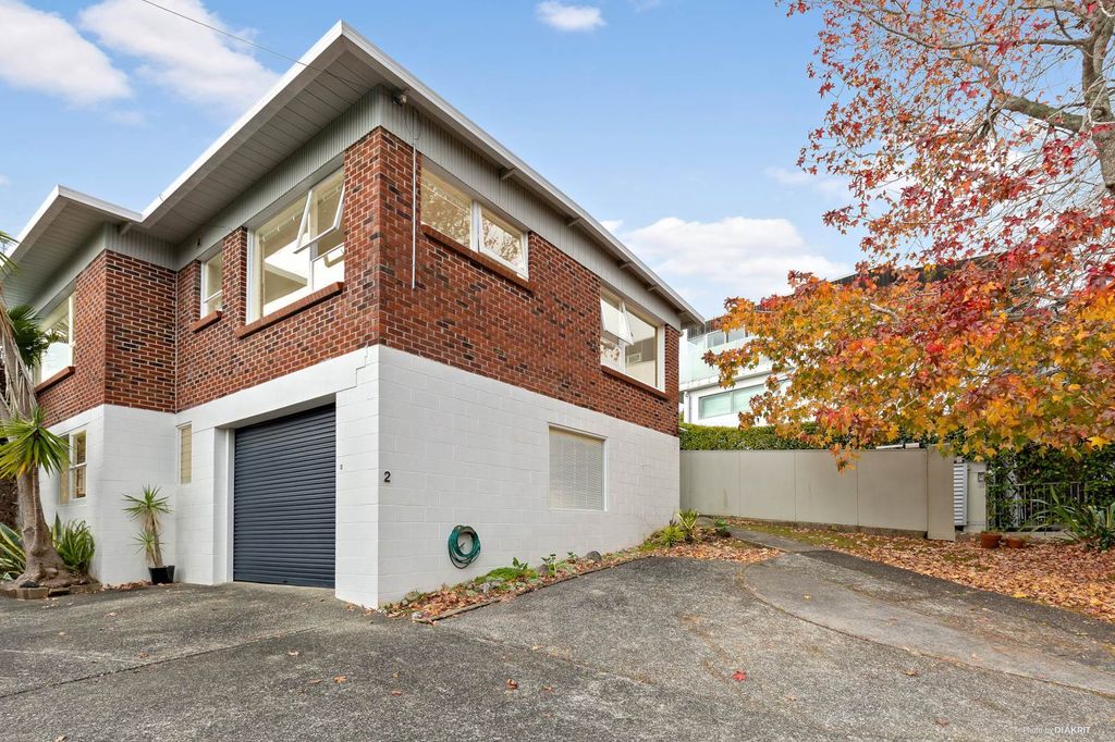 Property value 2/13 Braemar Road, Castor Bay realestate.co.nz