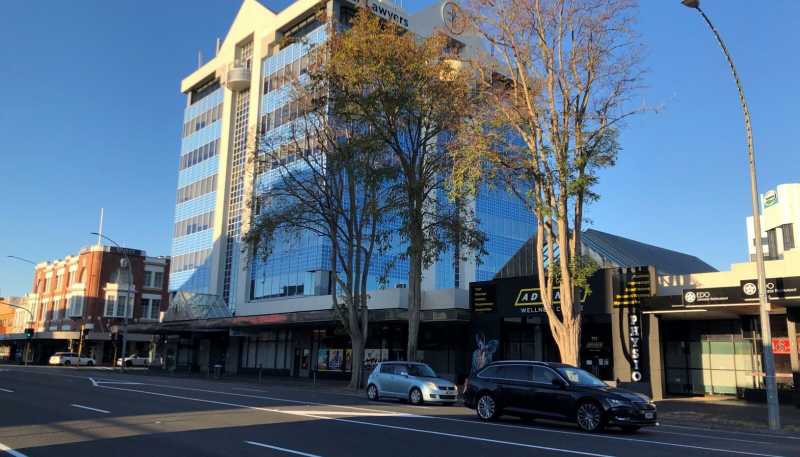 711 Victoria Street, Hamilton Central