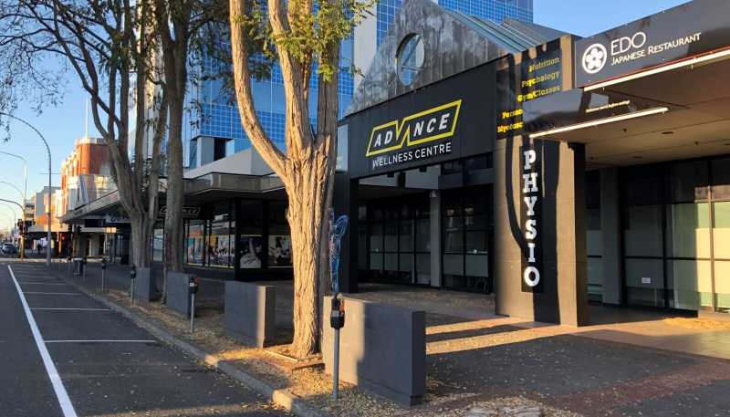 711 Victoria Street, Hamilton Central