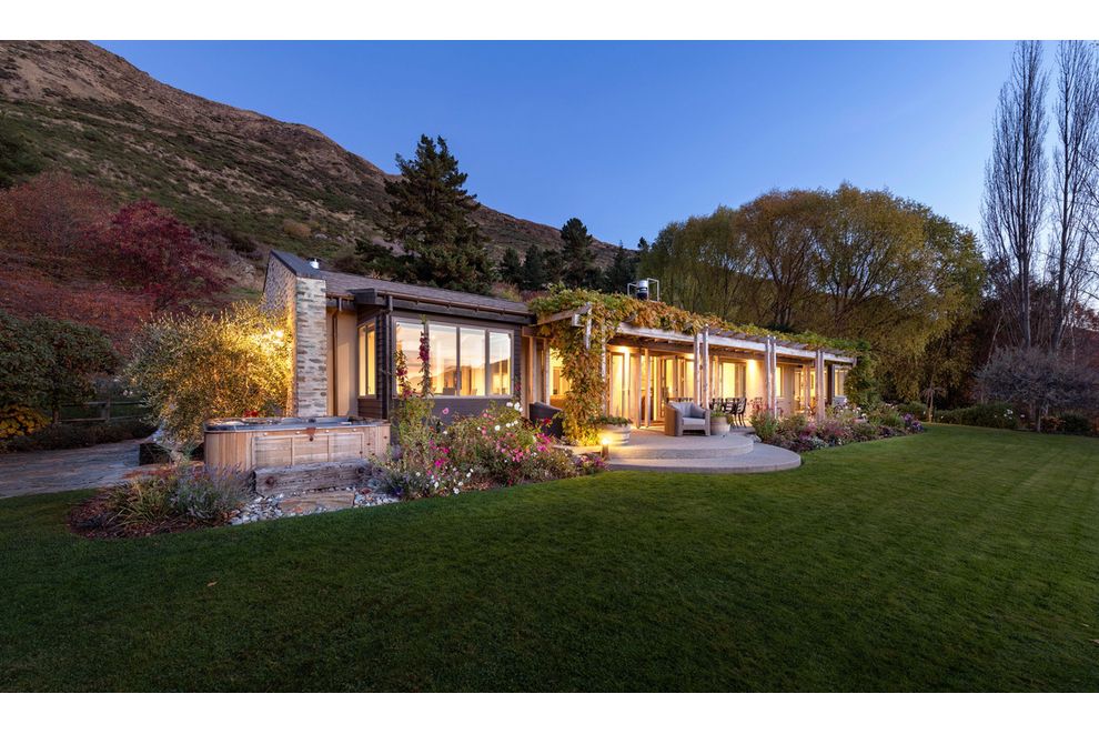 593 mount barker road wanaka wanaka central otago lakes district 
