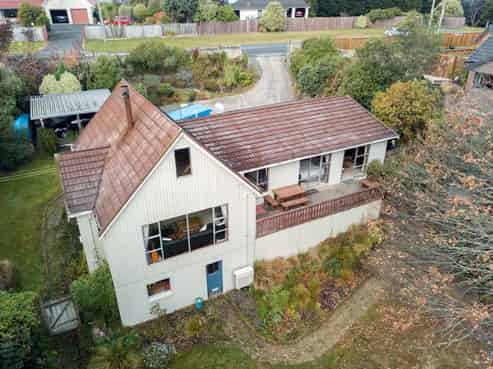 37 Chain Hills Road, Chain Hills